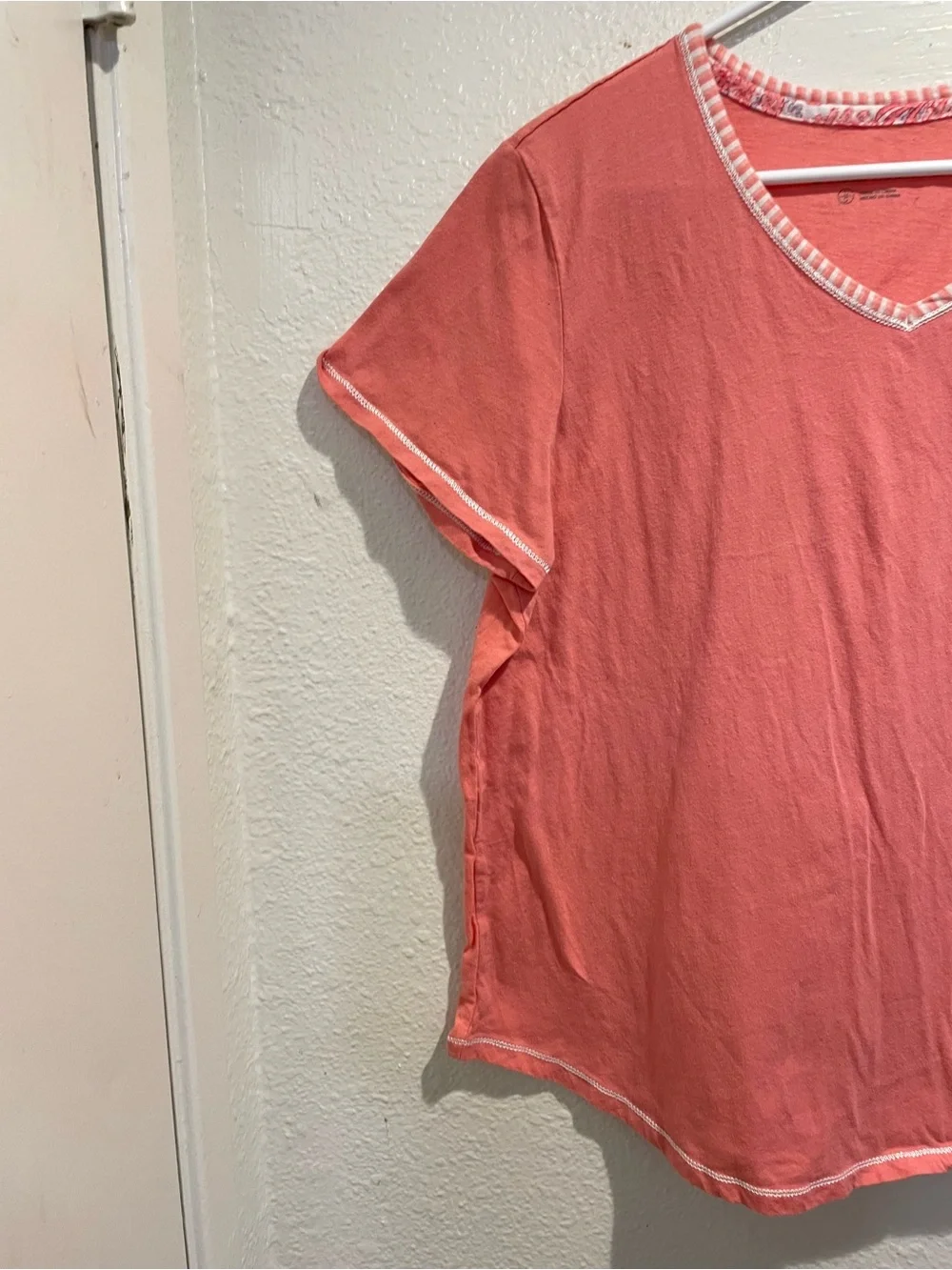 🌸 Carole Hochman Coral Pink Striped Trim V-Neck Pajama Top L 🌸